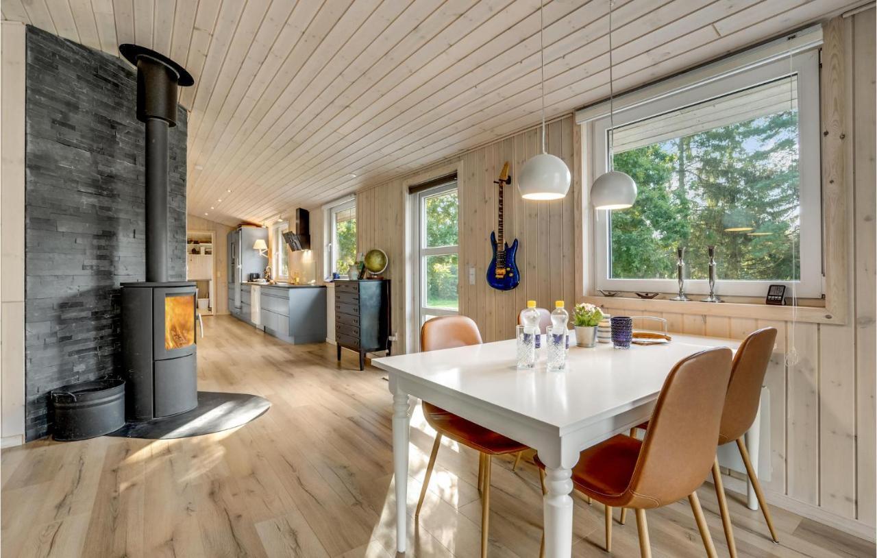 Nice Home In Havndal With Kitchen 外观 照片